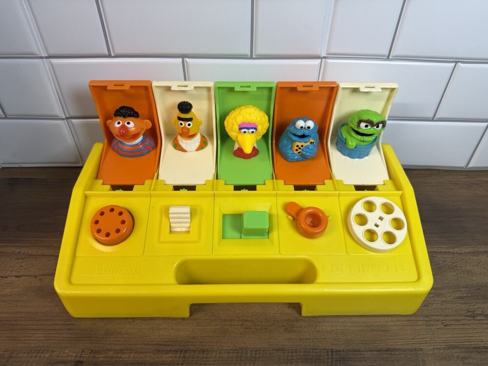 Playskool Sesame Street Poppin' Pals 1980 Pop-Up Toy Bert Ernie Oscar Grouch